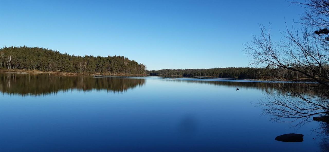 Landvetter Comfortable Cottage At Scenic Lake المظهر الخارجي الصورة